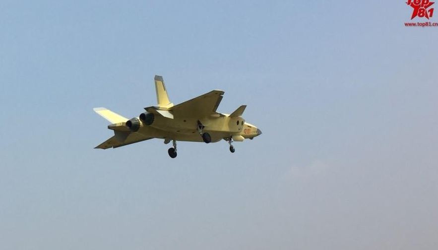 New test flight photos of No. 2101 production J-20 fighter unveiled