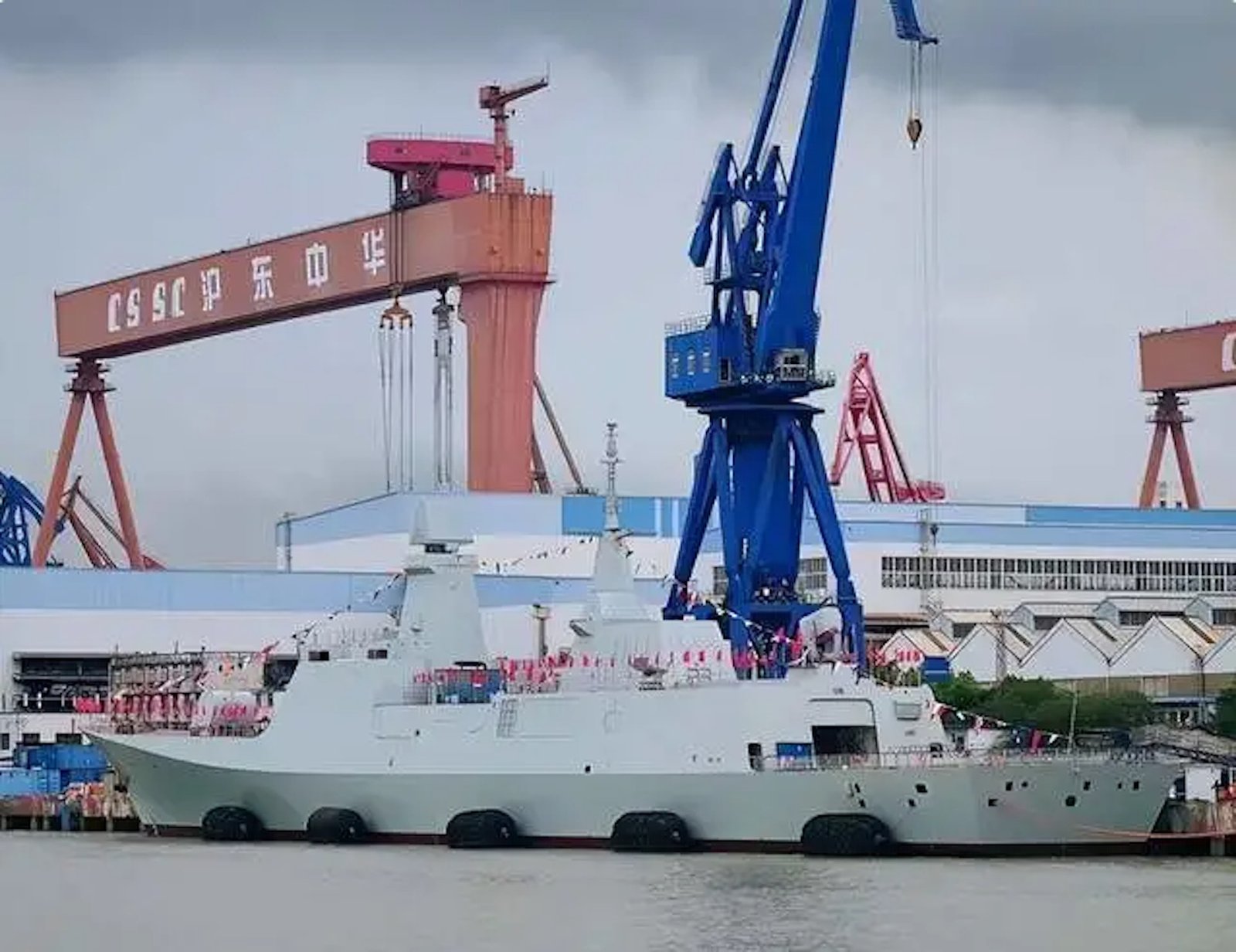 PLA Launches First Type 054B Frigate, Surpassing US Navy’s New